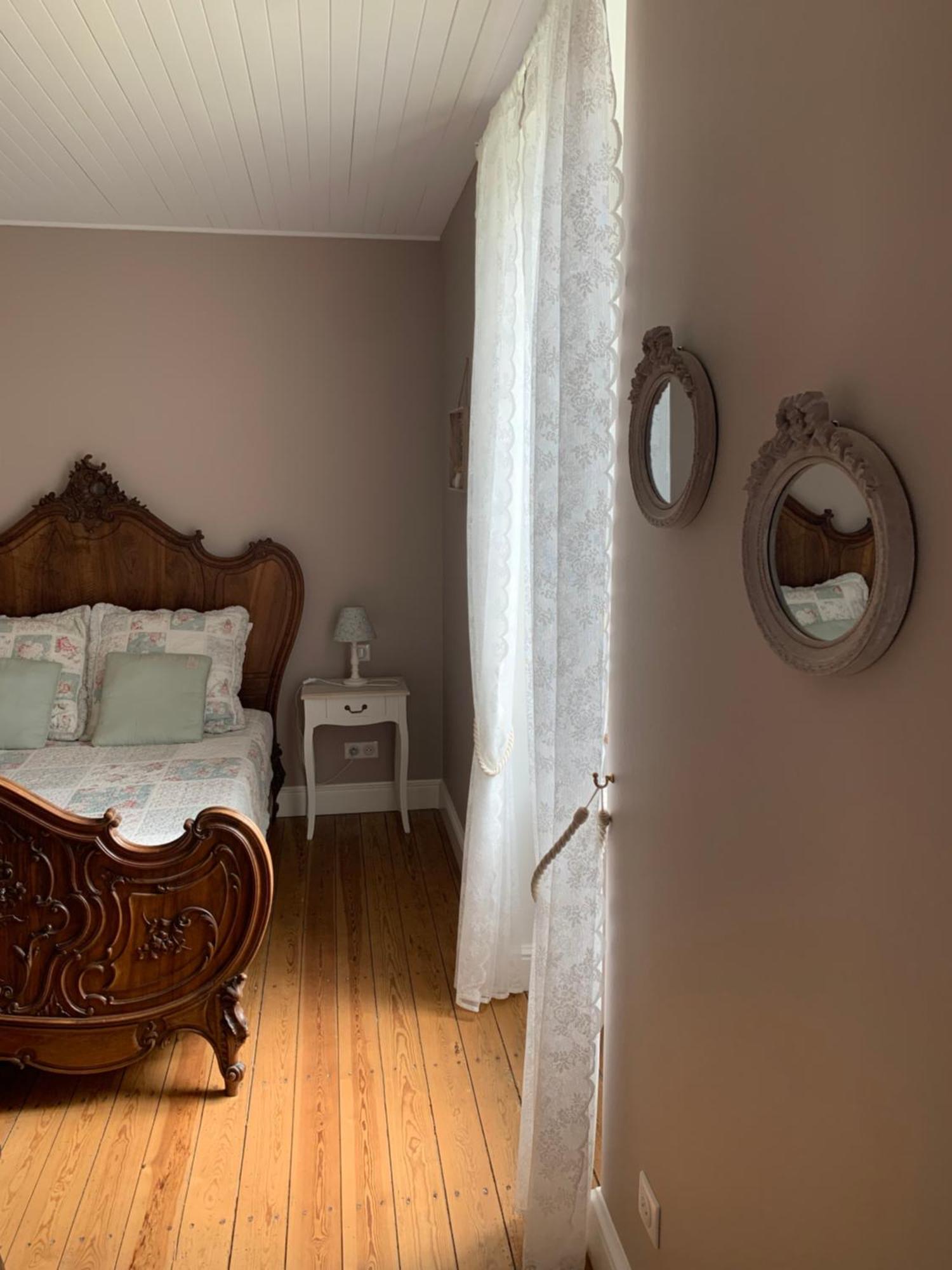 The Cool Lounge A Coulonges - Charente Bed & Breakfast ภายนอก รูปภาพ