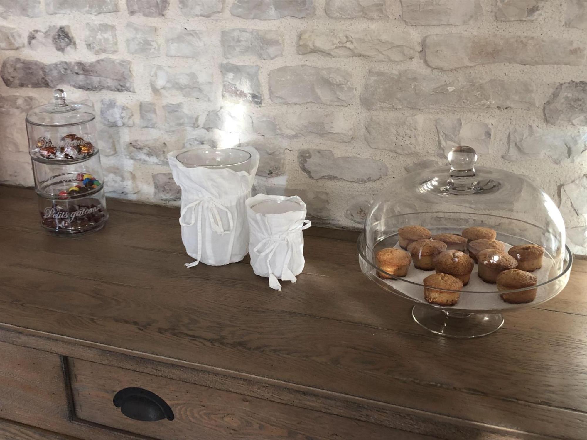 The Cool Lounge A Coulonges - Charente Bed & Breakfast ภายนอก รูปภาพ